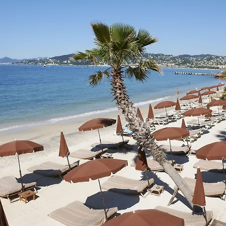 Helios 4* ז'ואן-לה-פינס