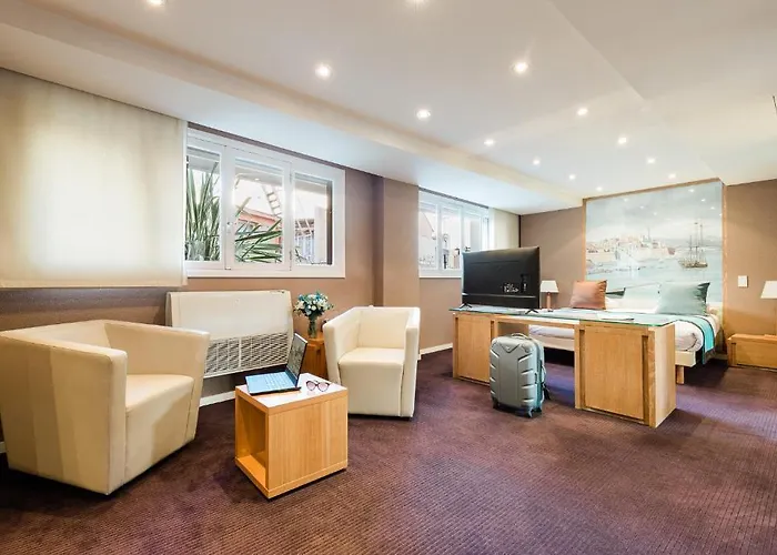 Helios 4* Жюан-ле-Пен