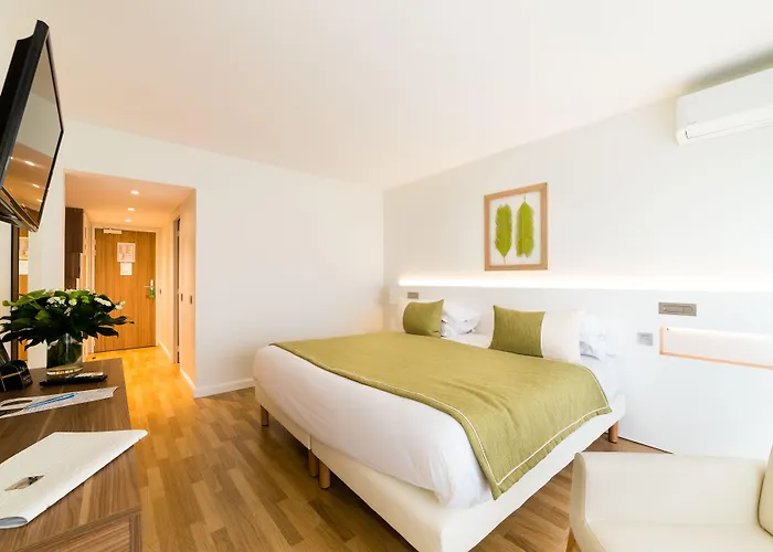 Helios Готель 4*