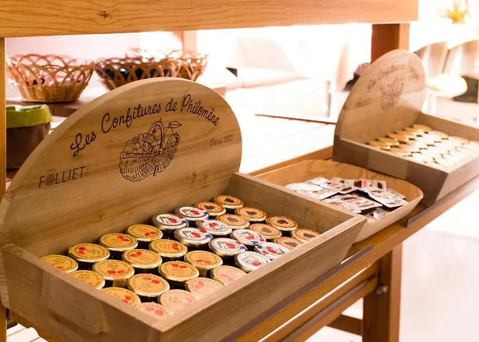 Готель Helios Жюан-ле-Пен