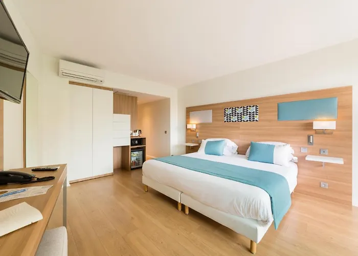 Helios Жюан-ле-Пен